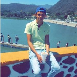 Meet your Posher, Gerardo